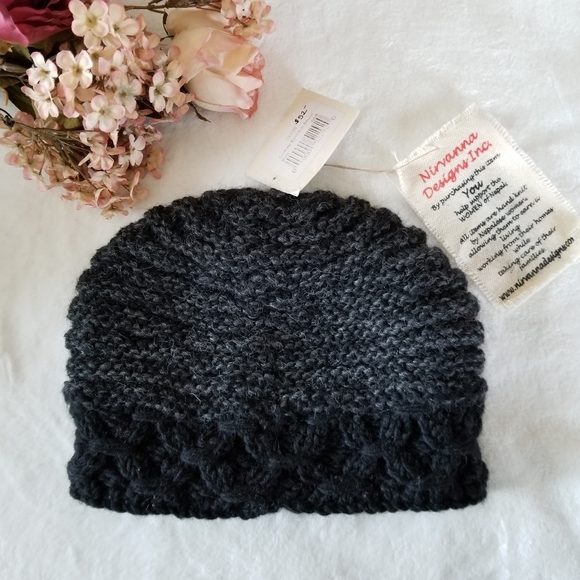 Nirvana Designs hat $52 Retail Chunky Soft Knit Wool Beanie, FINAL PRICE! - Picture 3 of 13